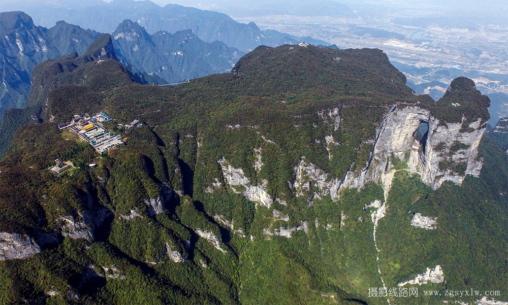 秀门山全貌