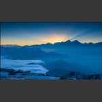 牛背山