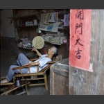 行摄古村-留守老人