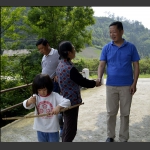 乡间遇亲人格外亲