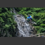空中飘逸