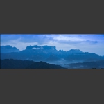 云绕仙山