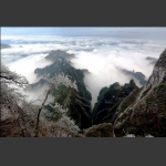 天门山初冬云海