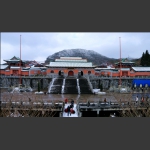 初冬雪景中的天门山寺