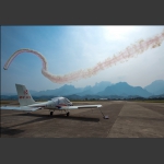 观天门搏击长空