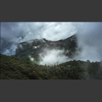 雾绕仙山