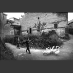 村口