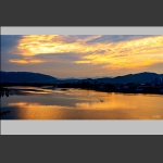 澧水河上一小舟