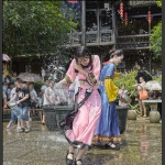土家泼水节