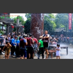 欢庆在土家“六月六”