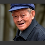 “老汉我今年八十六”