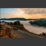 张花高速上的秋色