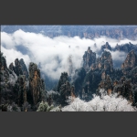 雾凇峰林