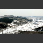 雪映辉山