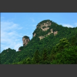 抱子岩