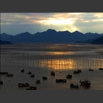 落霞更在夕阳西