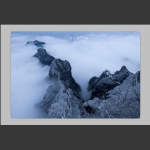 天门山初春云海