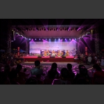 张家界地域民俗文化展演《群花灯》