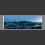 天门山下那座城