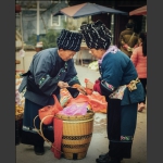 苗乡集市