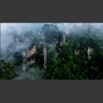 峰林的碰撞