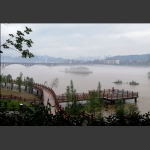雨后铁城