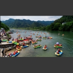 千人同漂茅岩河