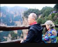 潘基文夫妇参观张家界