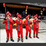 乐 手