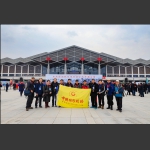 黔张常铁路开通运营现场采风