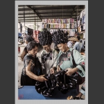 集市上的苗寨女人