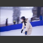 体验滑雪