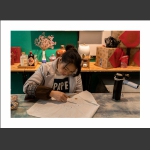 苗乡女画师