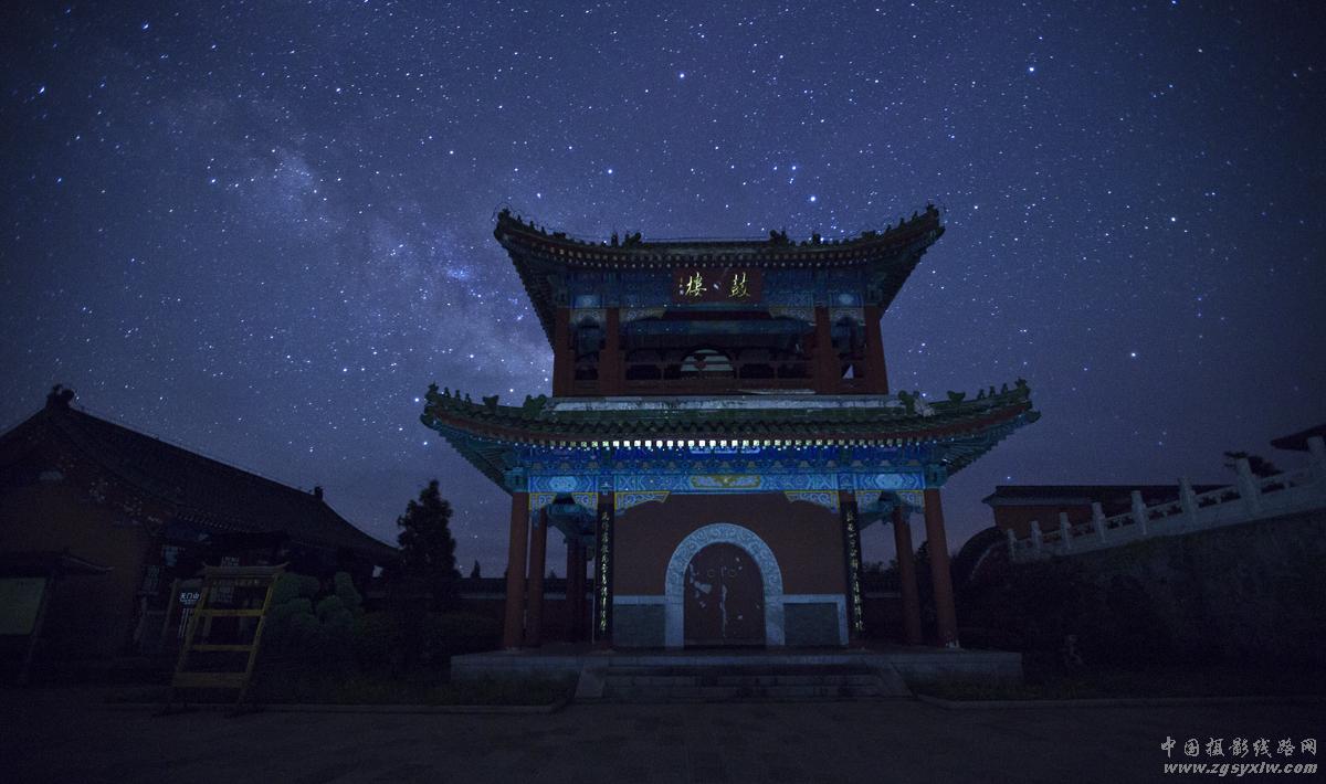 鼓楼星空（天门山寺）