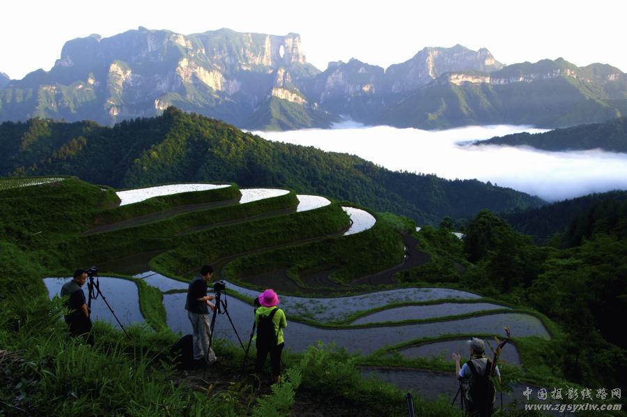 晨拍天门山