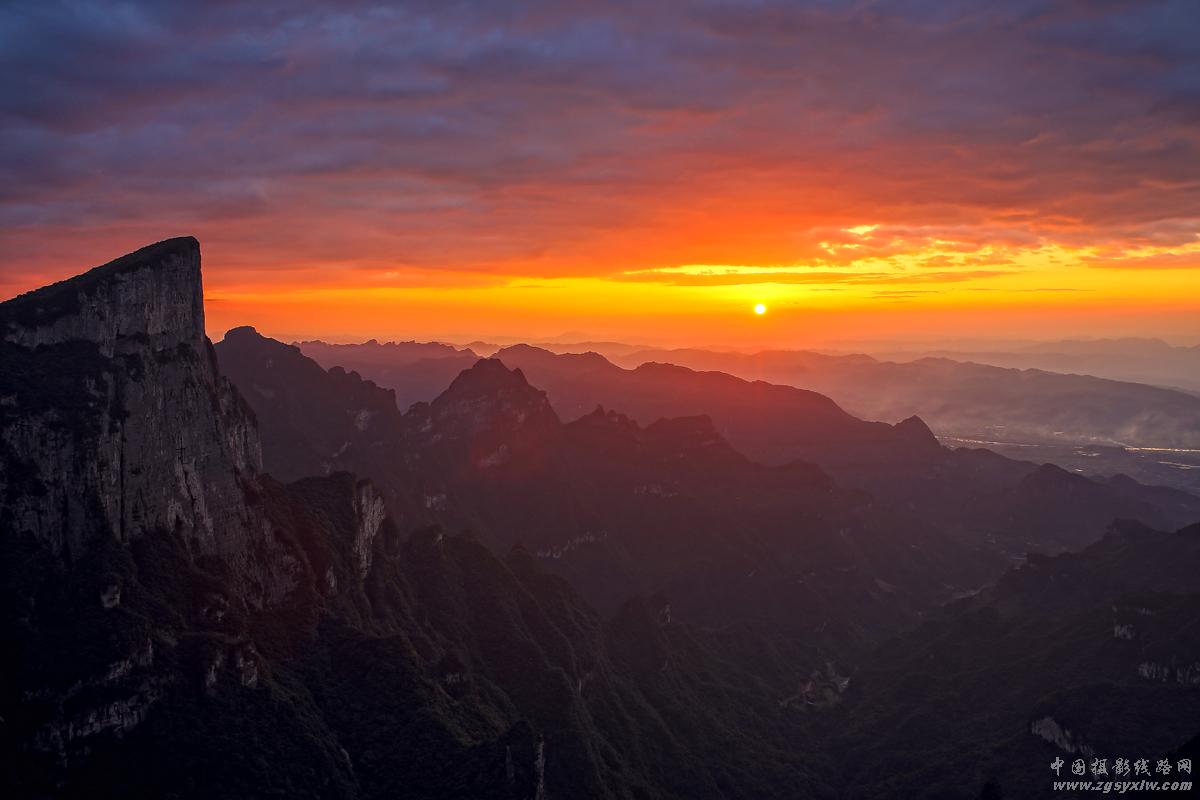 天门山即景