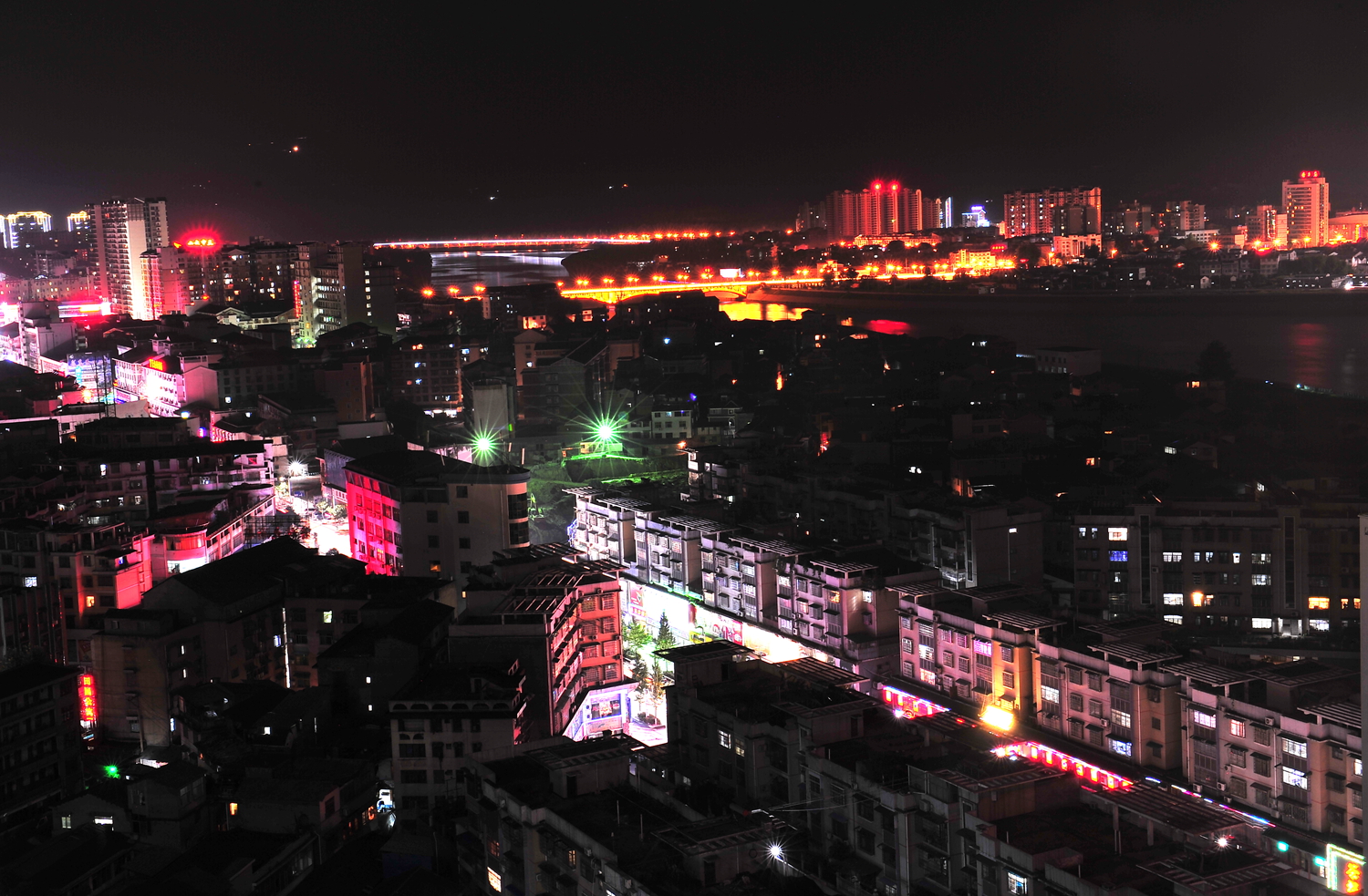 金海岸上观夜景.1