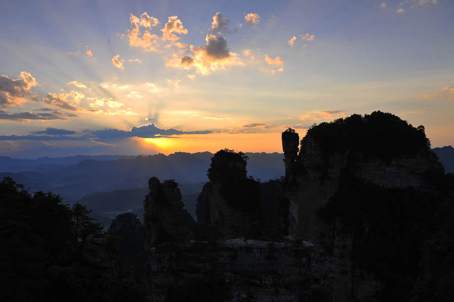 夕照峰林