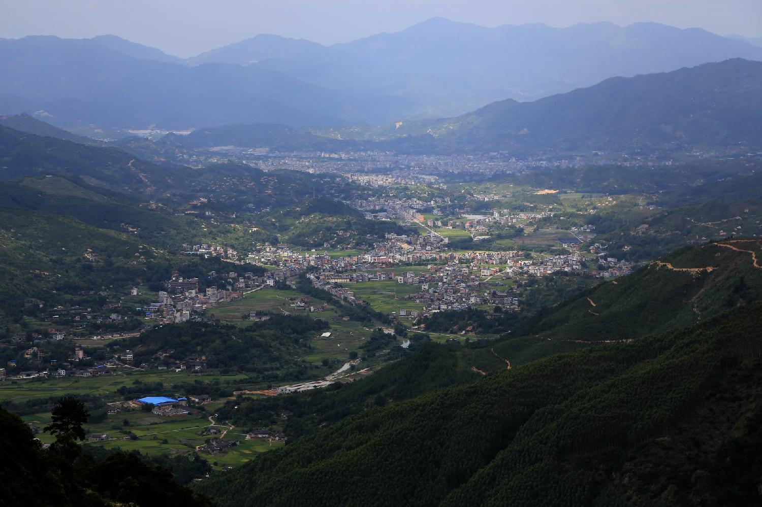 华岩山