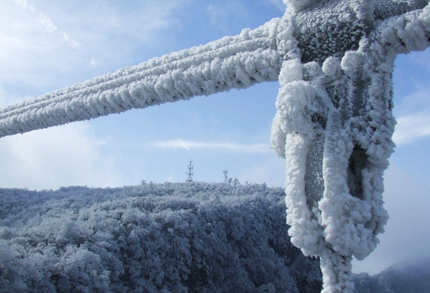 天门山雪景-5