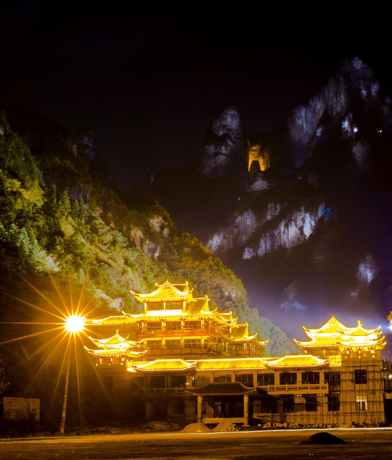 天门魅影