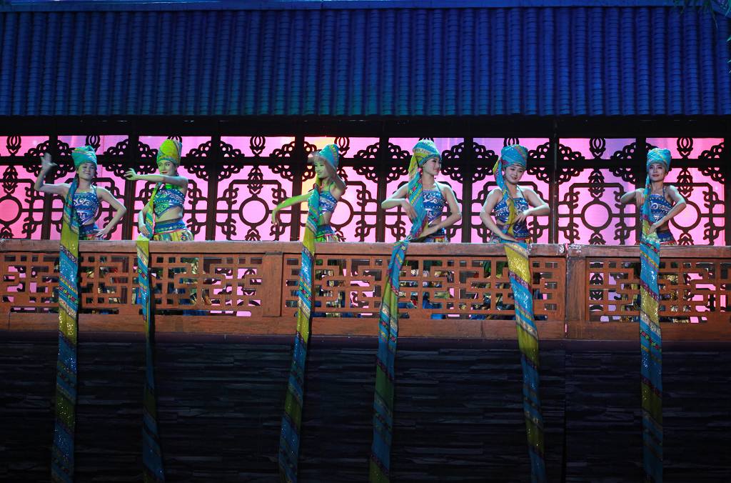 黄龙洞大剧院( 2 )