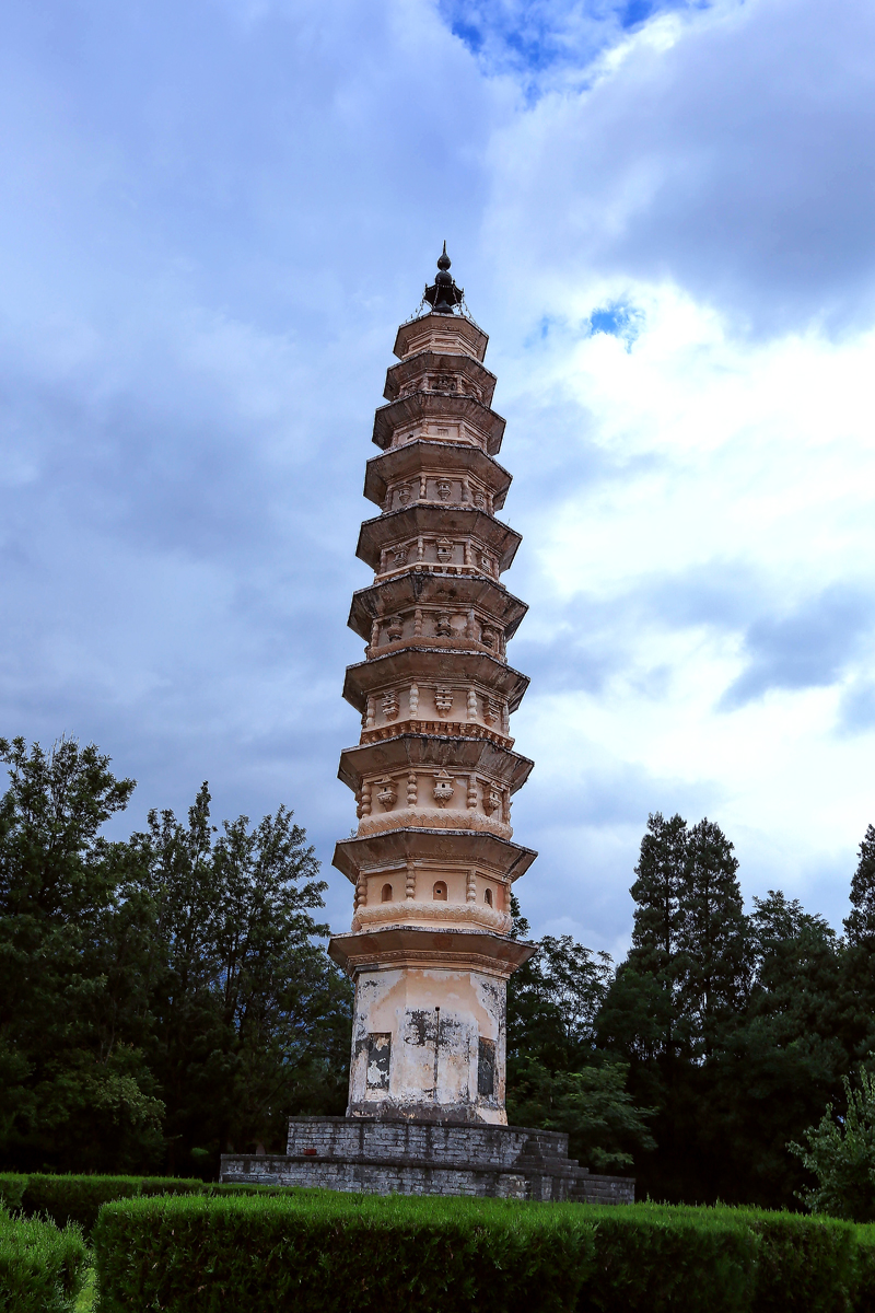 佛塔2