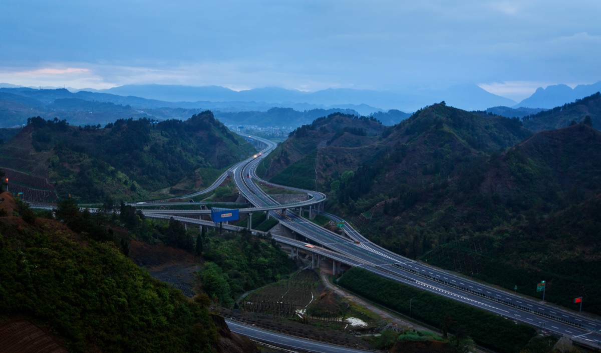 山乡通途