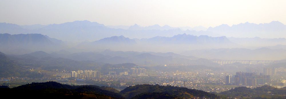 崇山风光二