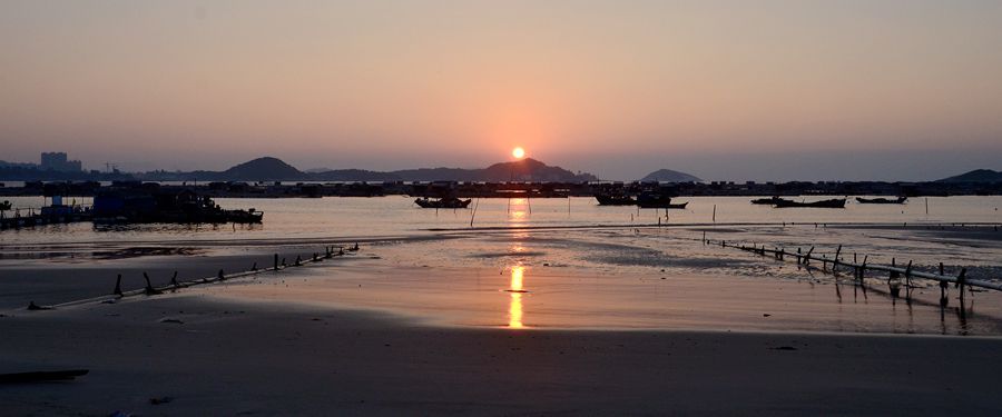 海边旭日