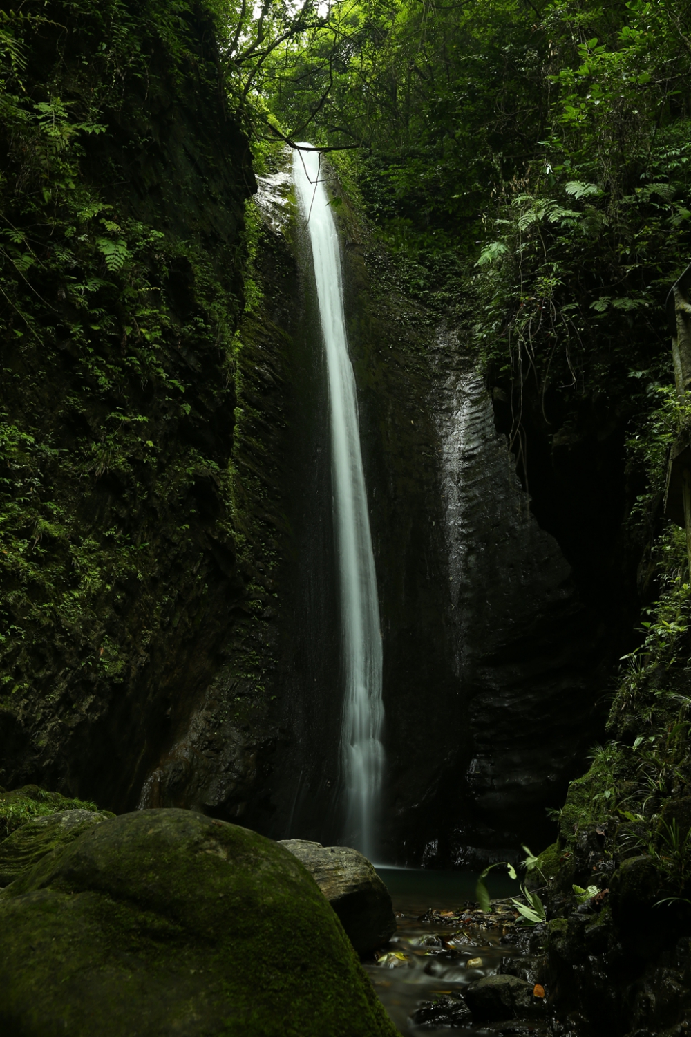 老道湾飞流十八潭