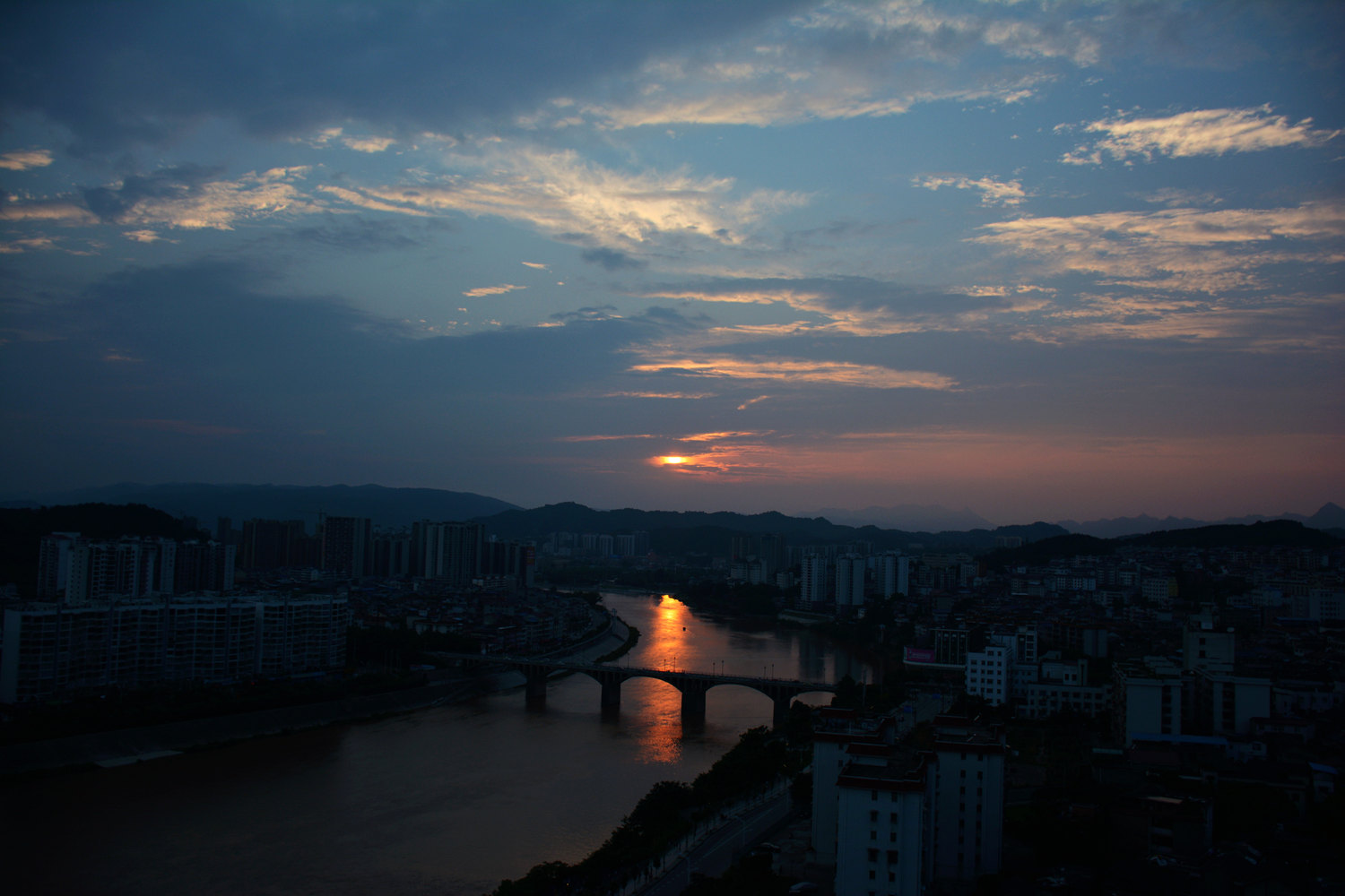斜阳西下