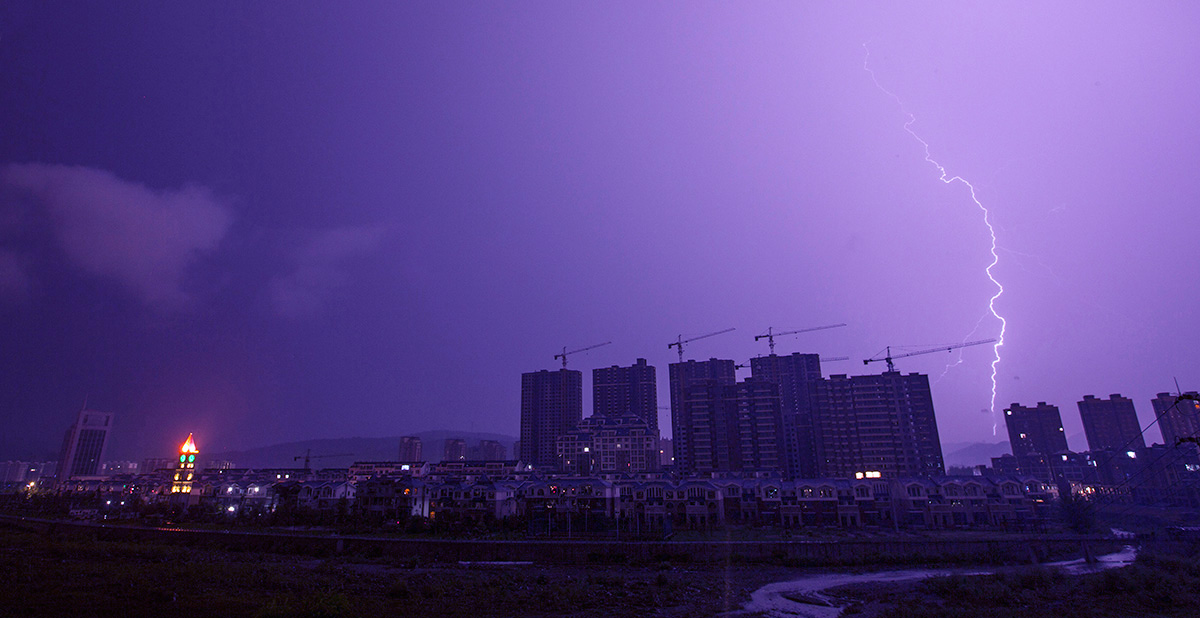 雷雨之夜