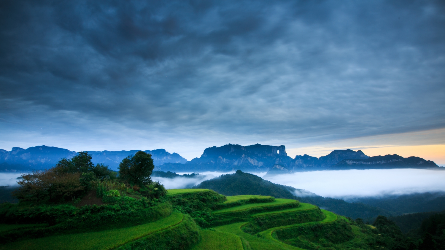 天门山